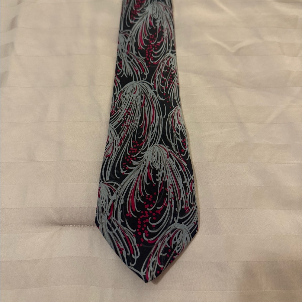 Elegant Black, Red, and Gray Men's Tie